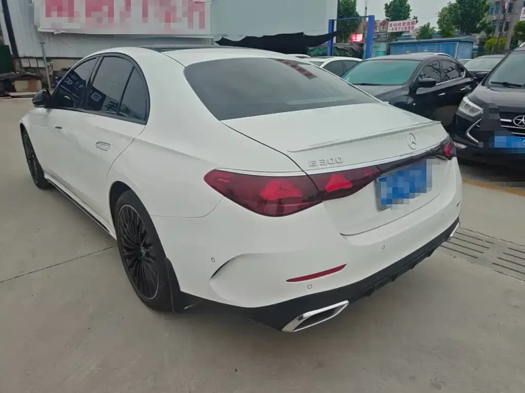 Mercedes-Benz E-Class (Import) — фото 4