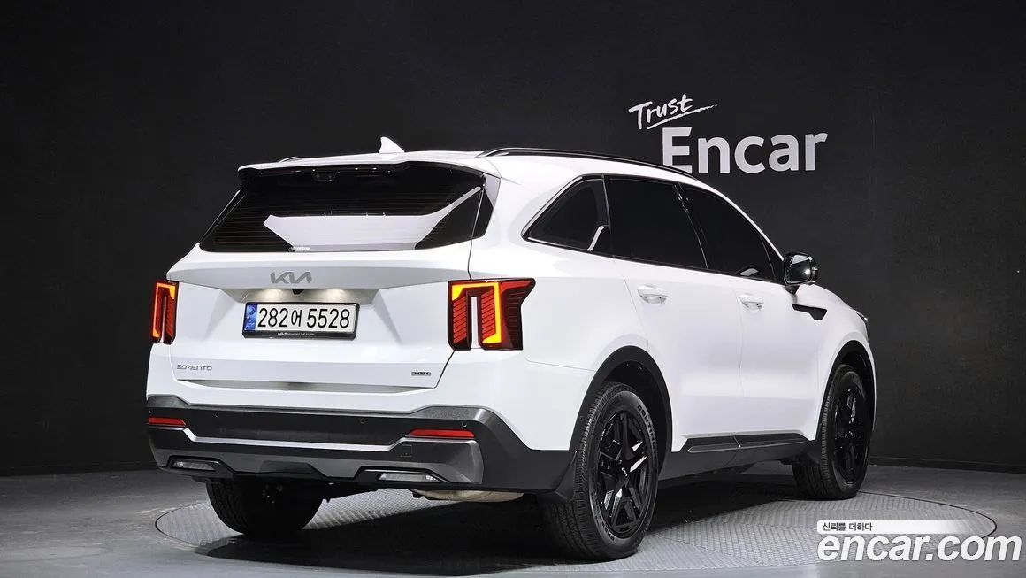 Kia Sorento — фото 4
