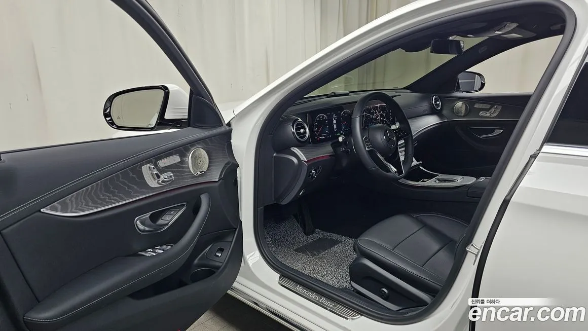 Mercedes-Benz E-Class 2023 из KR, фото 6