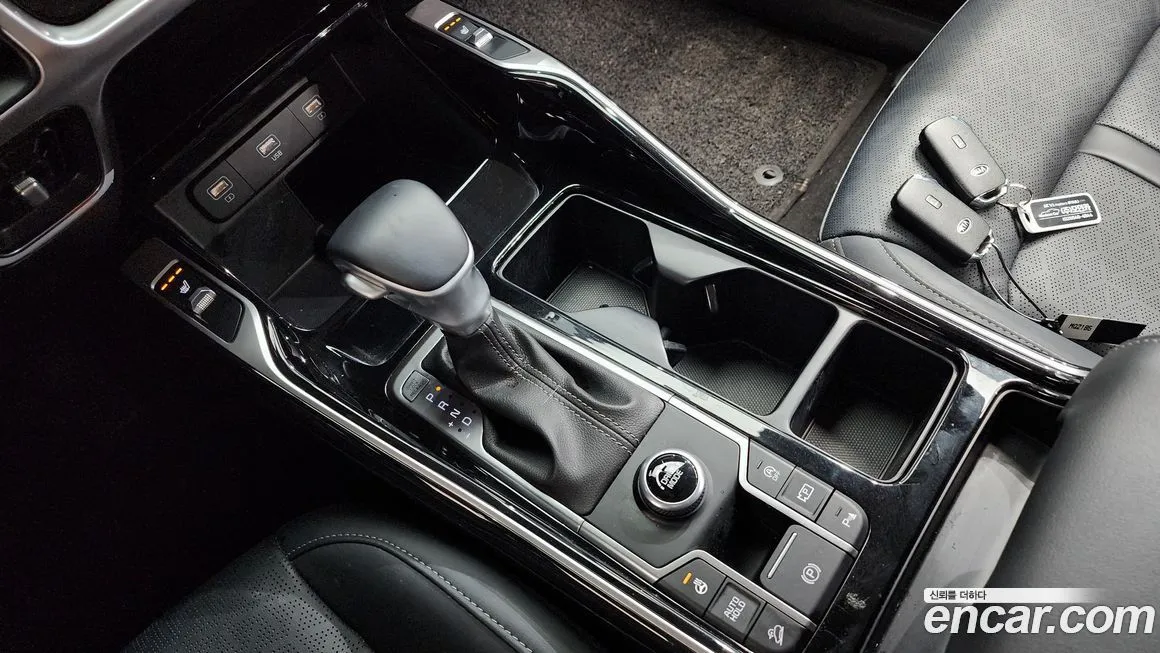 Kia Sorento — фото 7