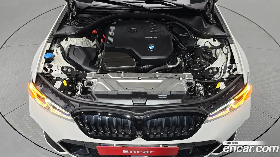 BMW 3-Series 2024 из KR, фото 8