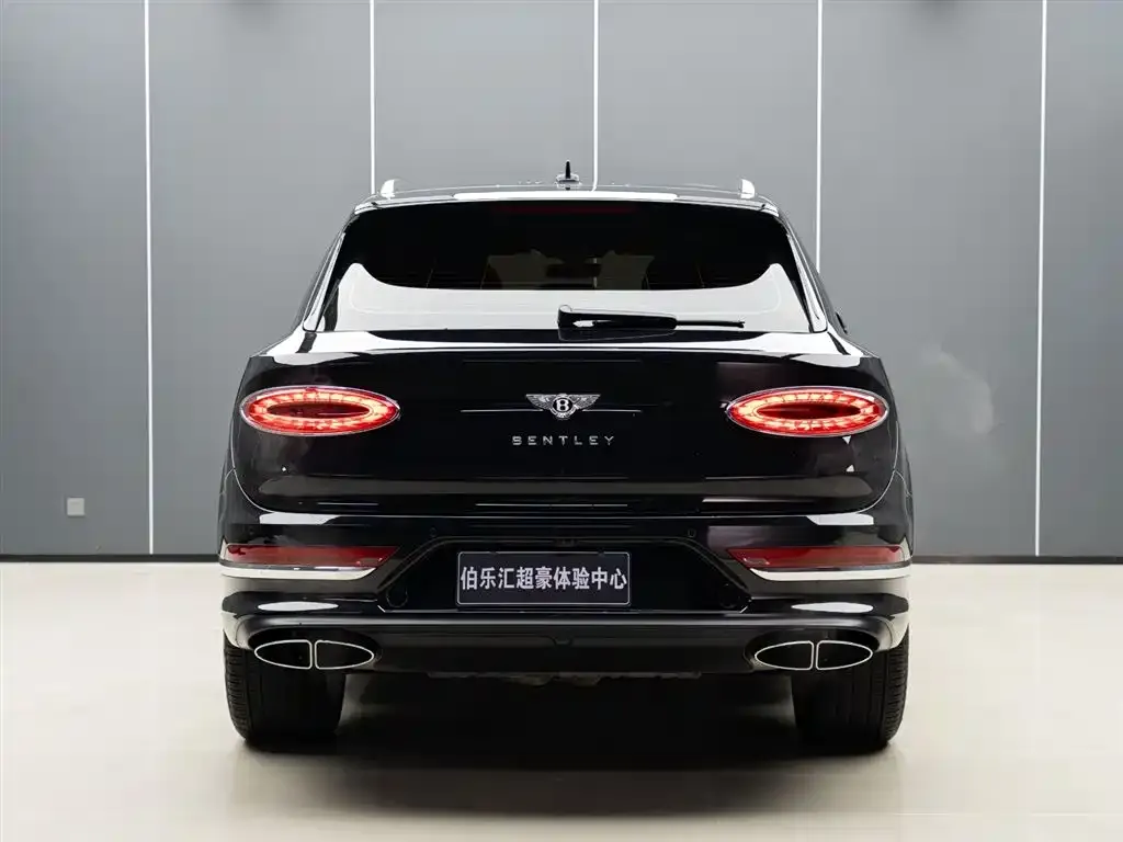 Bentley Bentayga — фото 6