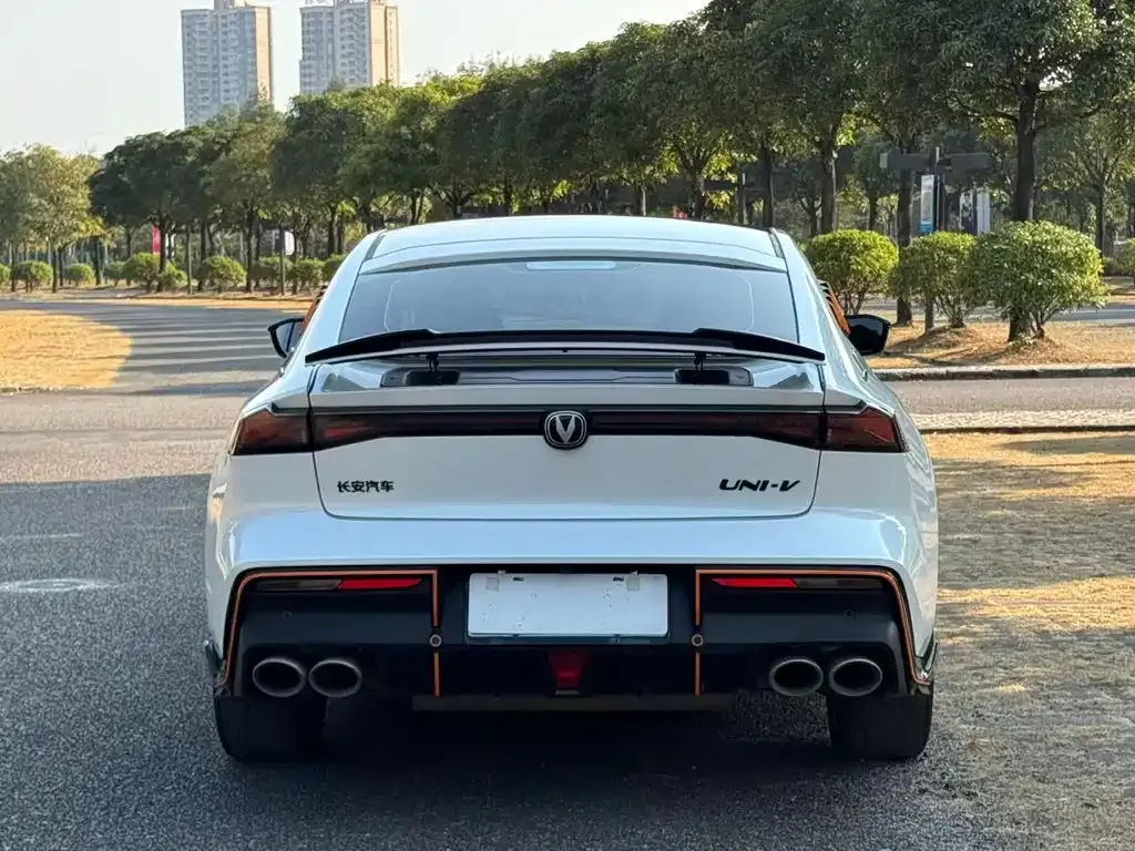Changan UNI-V 2024 из CN, фото 9