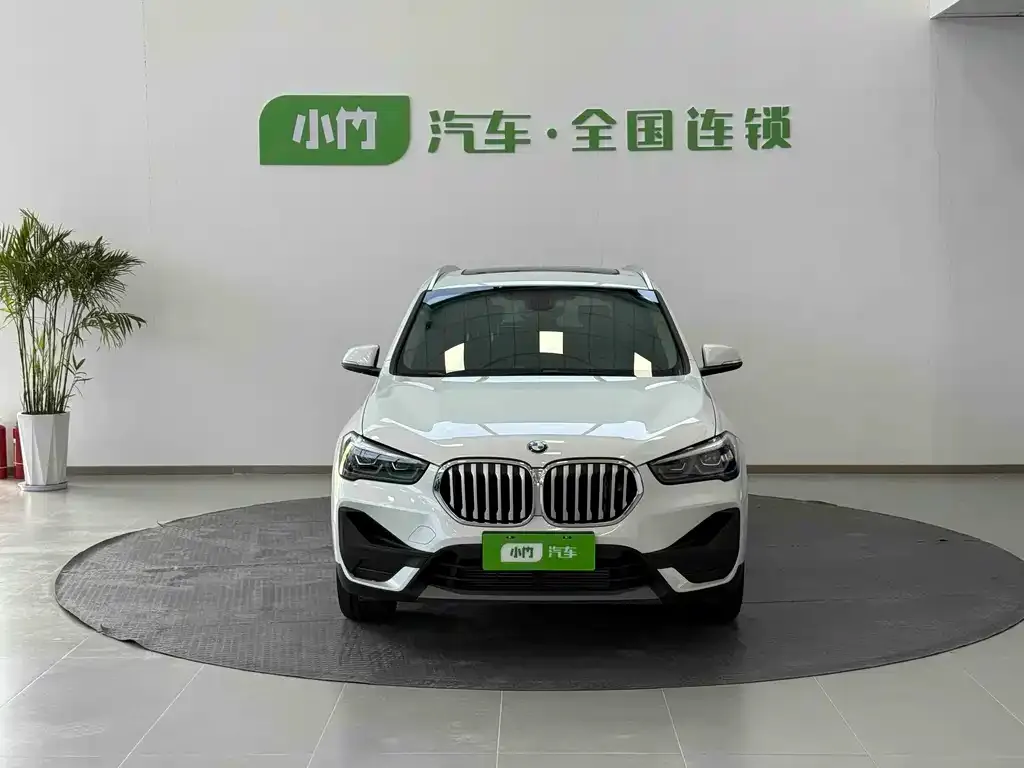 BMW X1 — фото 10