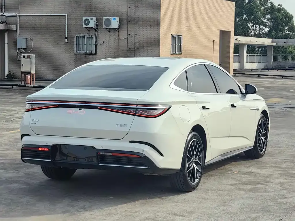BYD Seal 07 DM-i 2025 из CN, фото 4