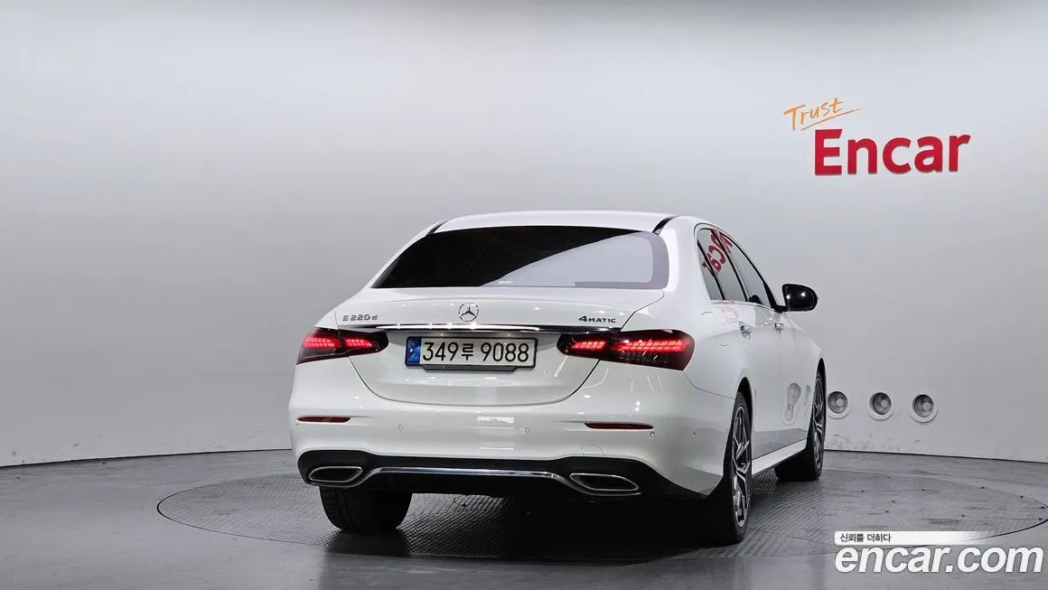 Mercedes-Benz E-Class 2022 из KR, фото 2