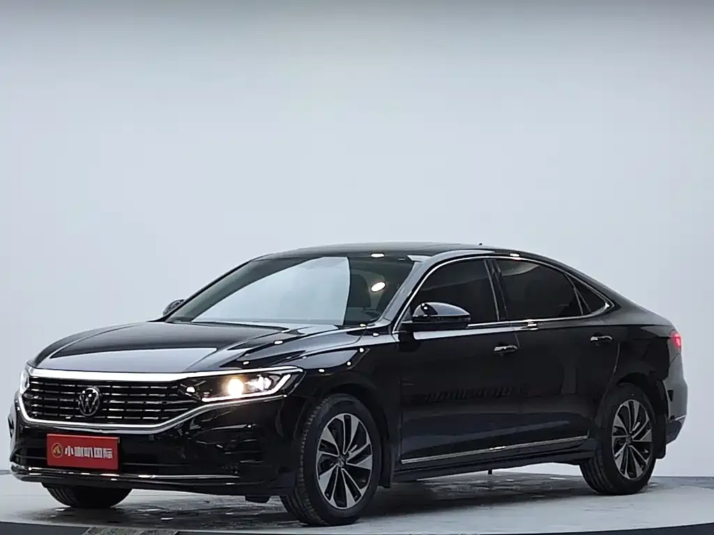 Volkswagen Passat — фото 6