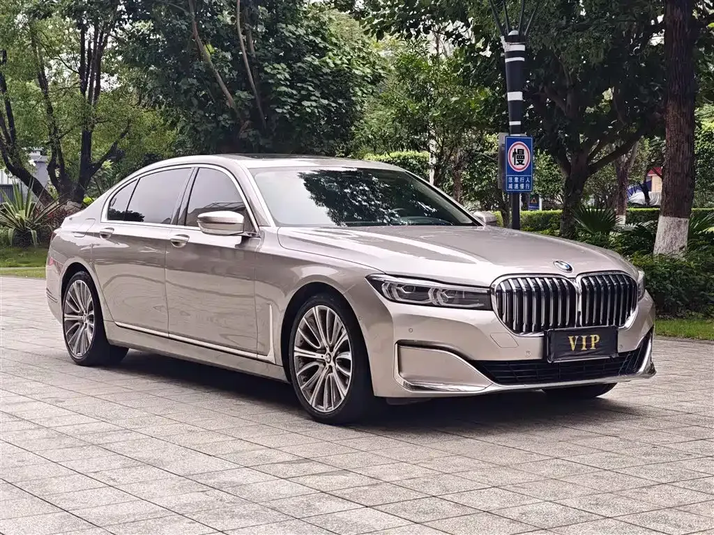 BMW 7 Series — фото 4
