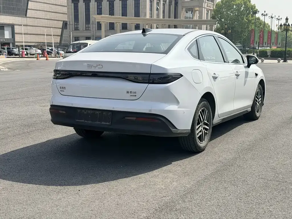 BYD Seal 05 DM-i 2025 из CN, фото 7