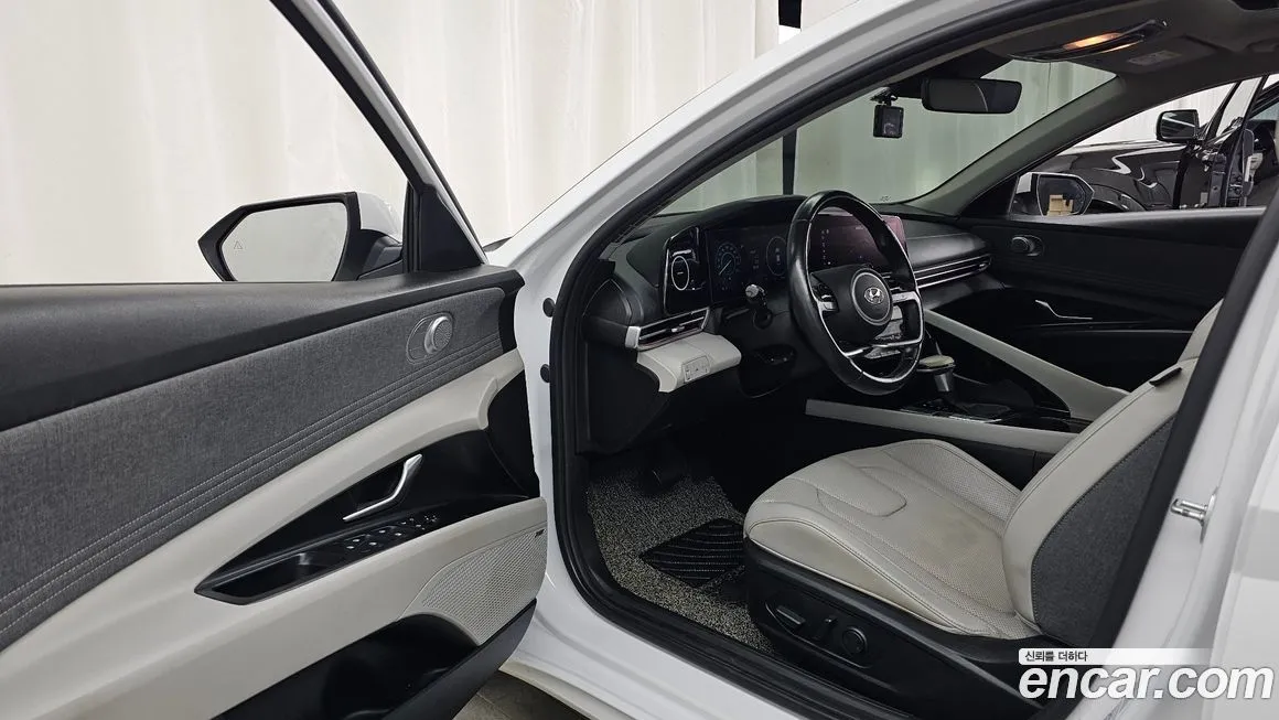 Hyundai AVANTE — фото 9