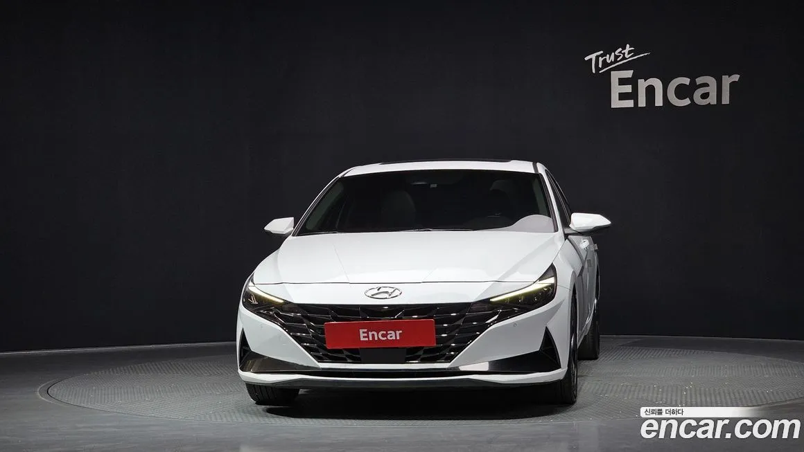 Hyundai AVANTE — фото 5