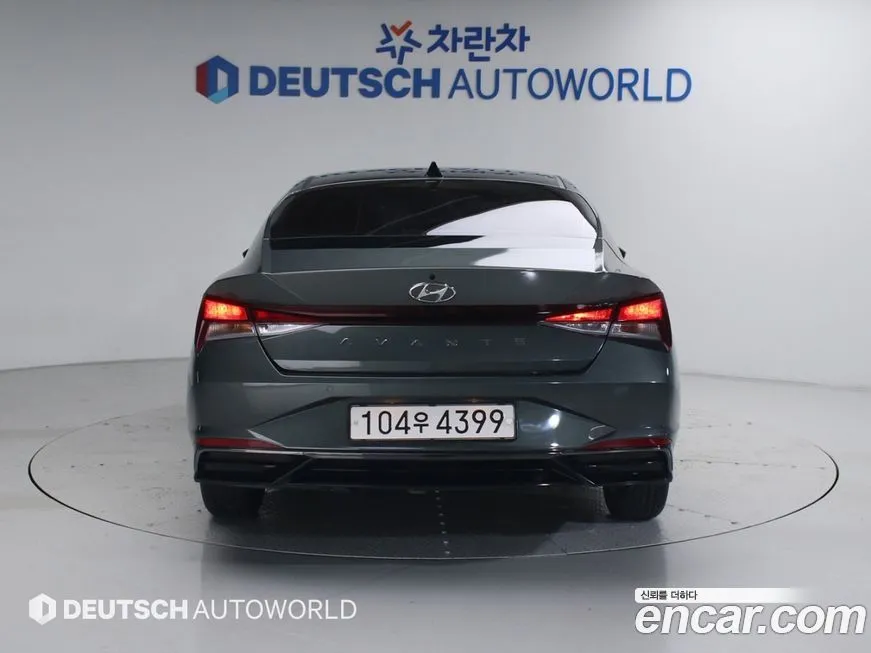 Hyundai AVANTE — фото 8