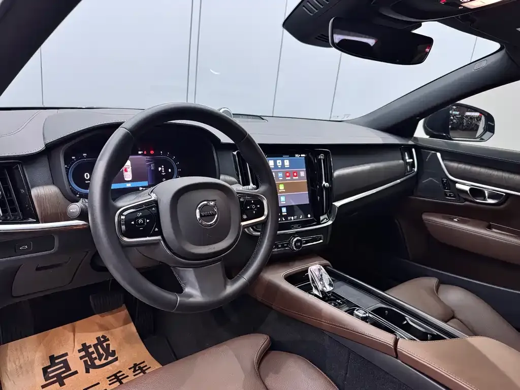 Volvo S90 2022 из CN, фото 2