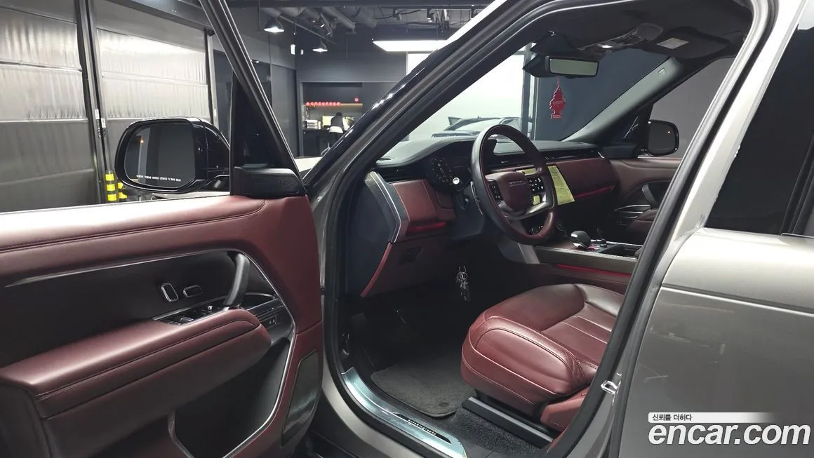 Land Rover Range Rover 2023 из KR, фото 8
