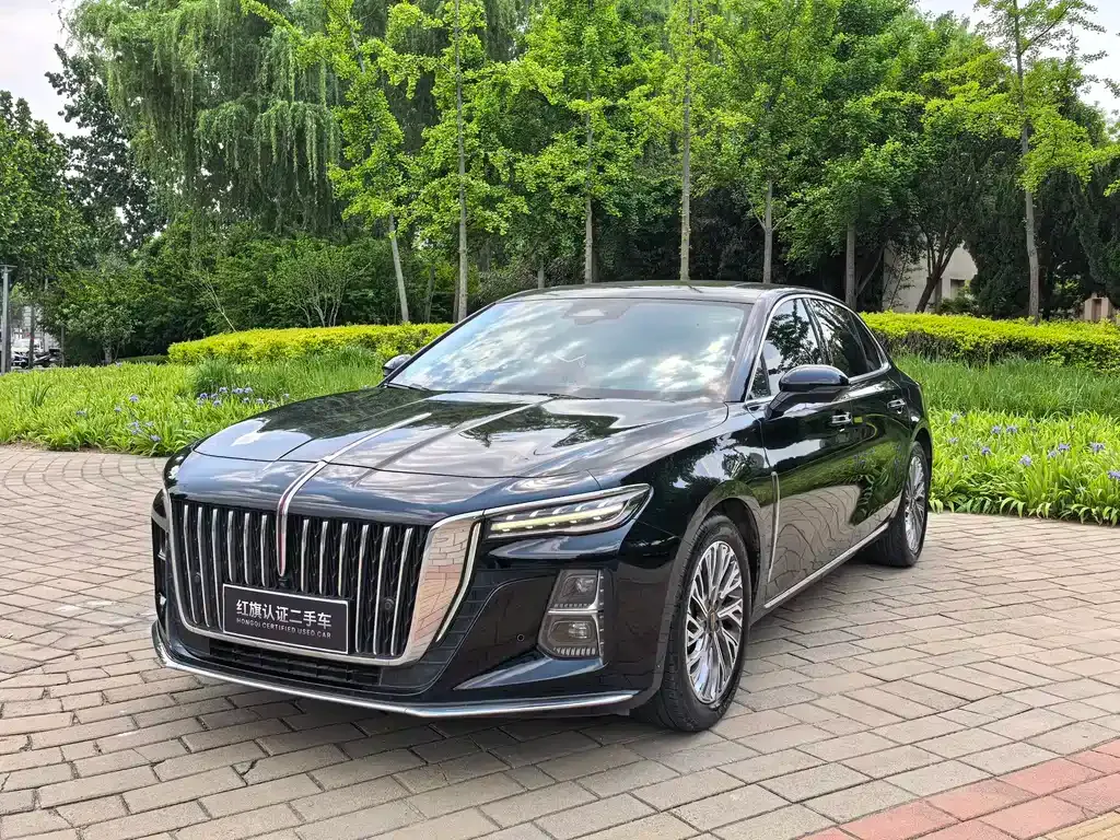 Hongqi H5 — фото 1