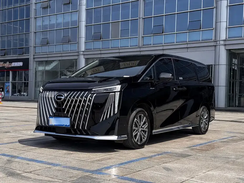 GAC Motor Trumpchi M8 — фото 1