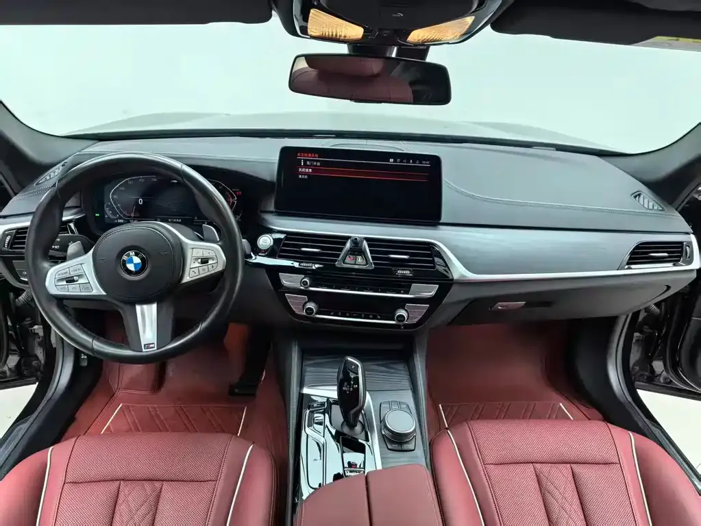 BMW 5 Series — фото 9