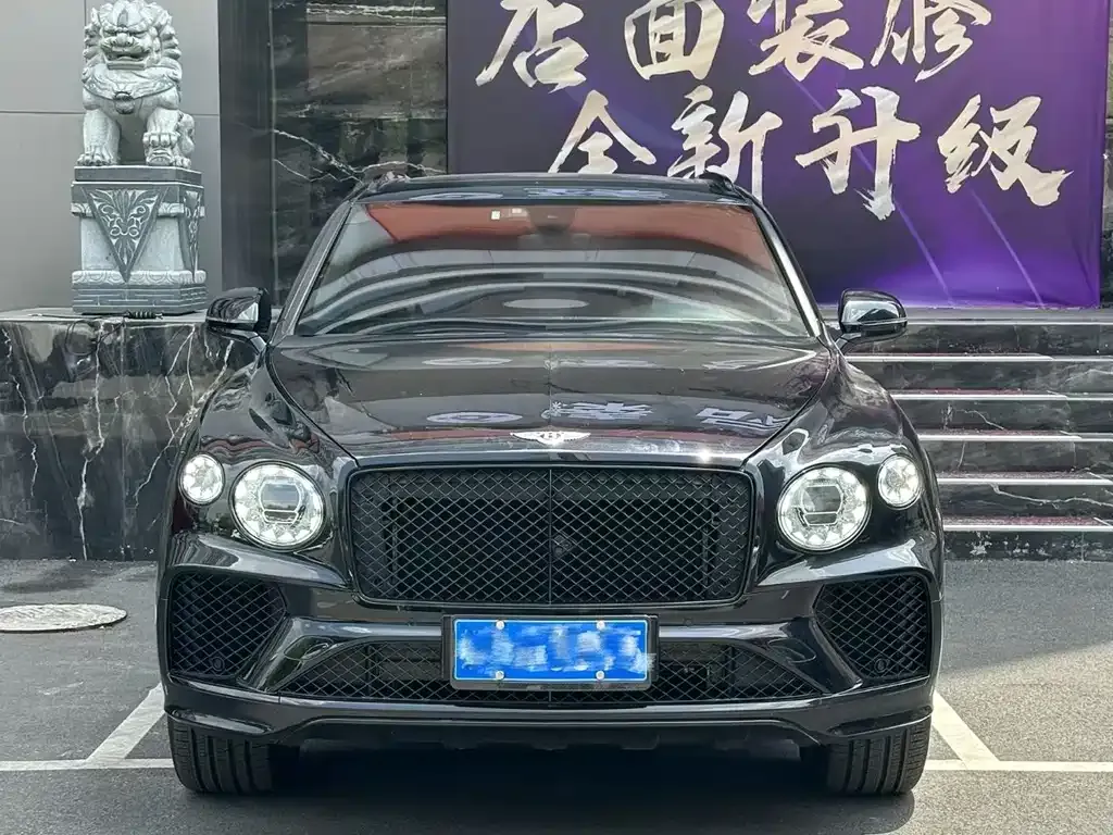 Bentley Bentayga — фото 10