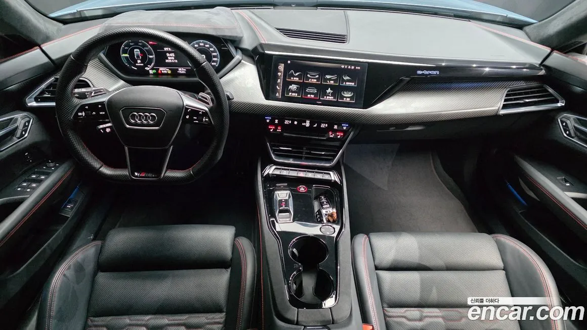 Audi RS e-tron GT 2022 из KR, фото 10