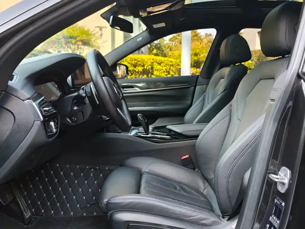 BMW 6 Series GT 2021 из CN, фото 10