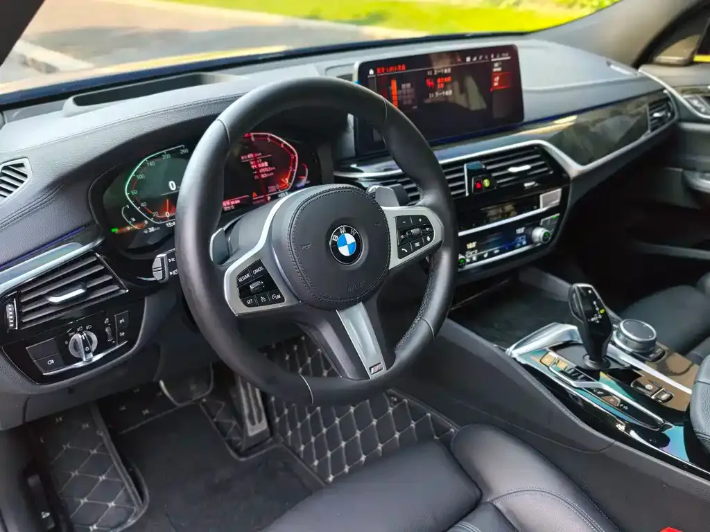 BMW 6 Series GT 2021 из CN, фото 2