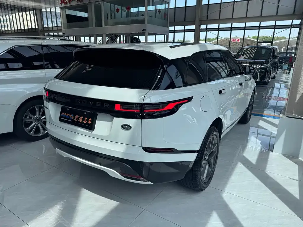 Land Rover Velar — фото 6