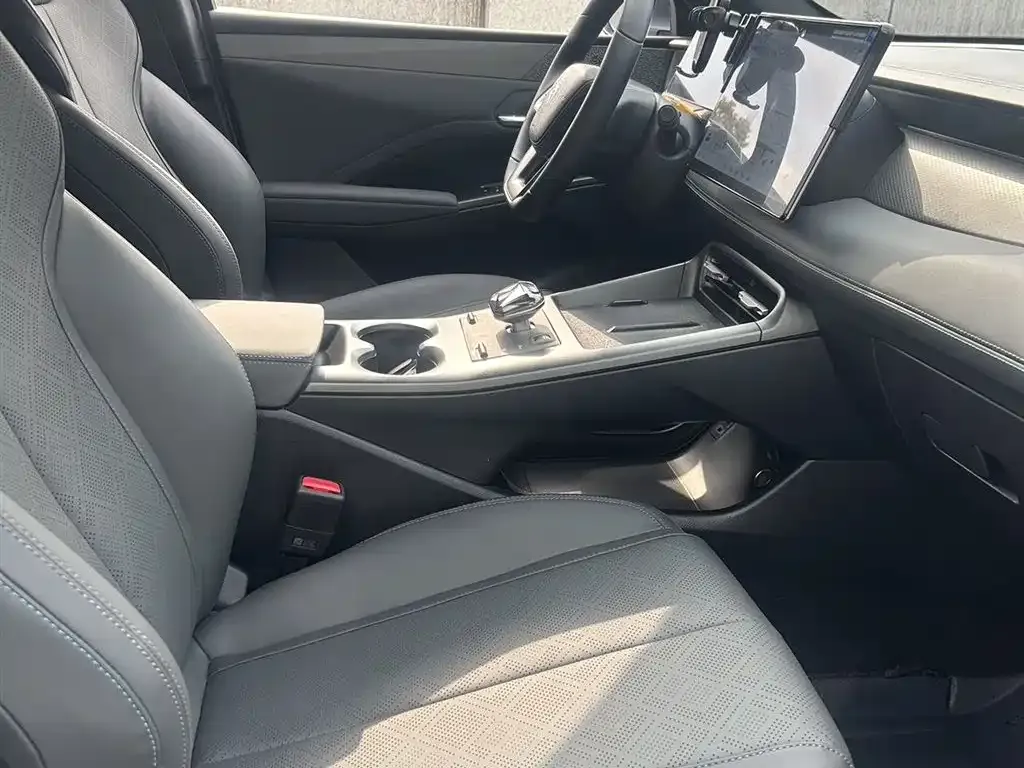 BYD Qin PLUS 2025 из CN, фото 4