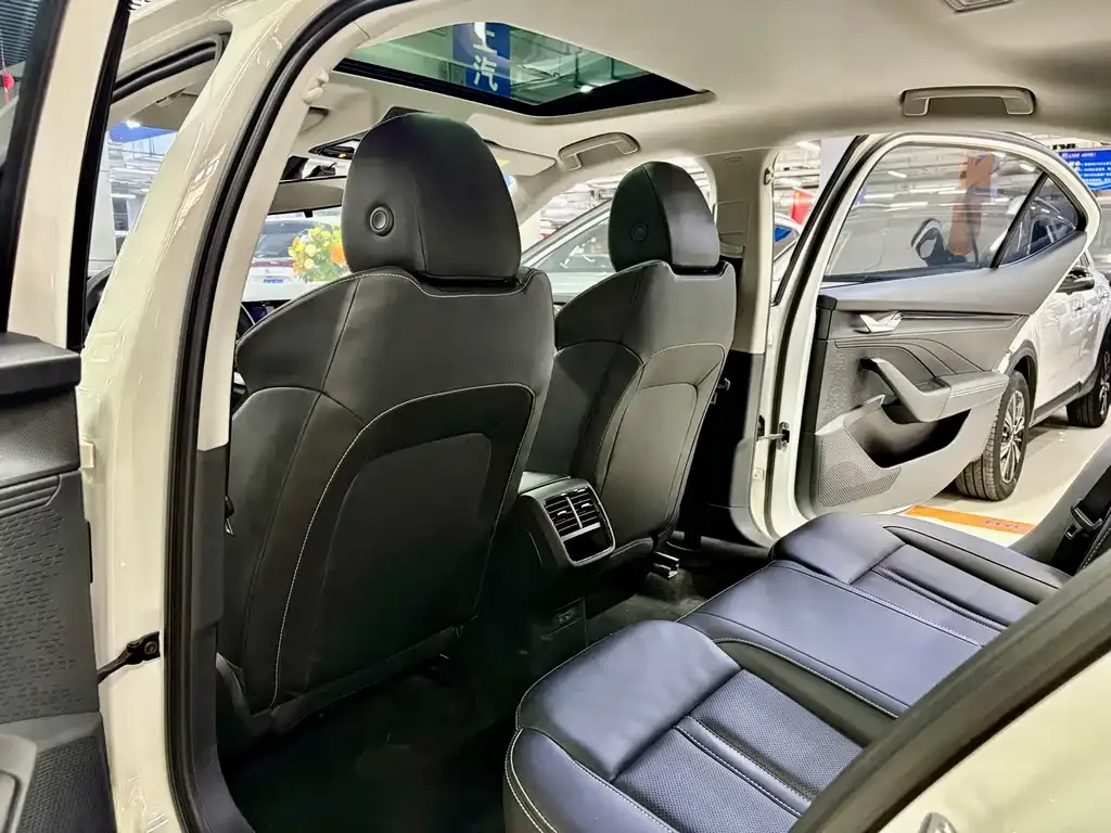 Skoda Octavia 2022 из CN, фото 3
