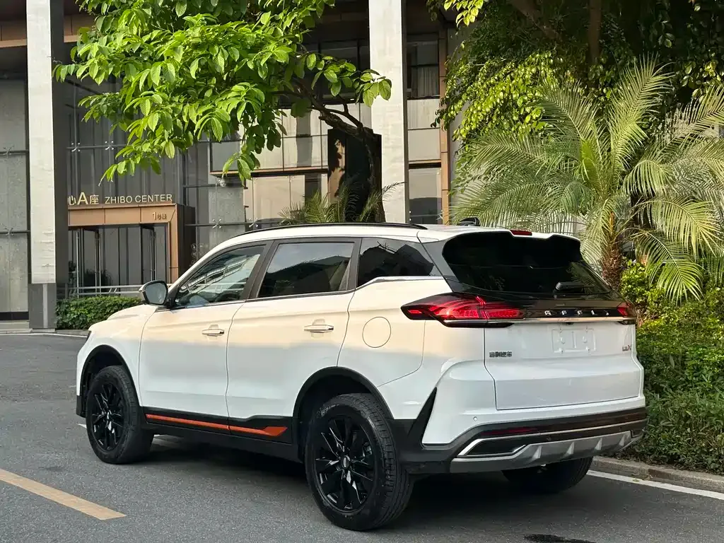 Geely Boyue 2022 из CN, фото 3