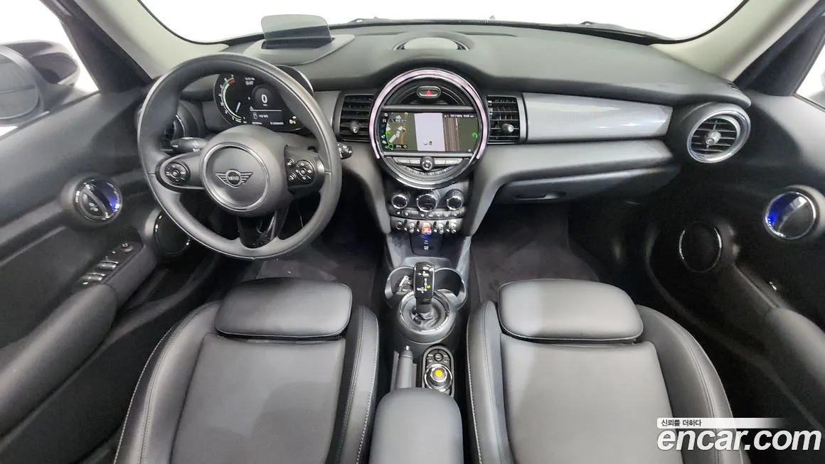 Mini Cooper 2021 из KR, фото 9