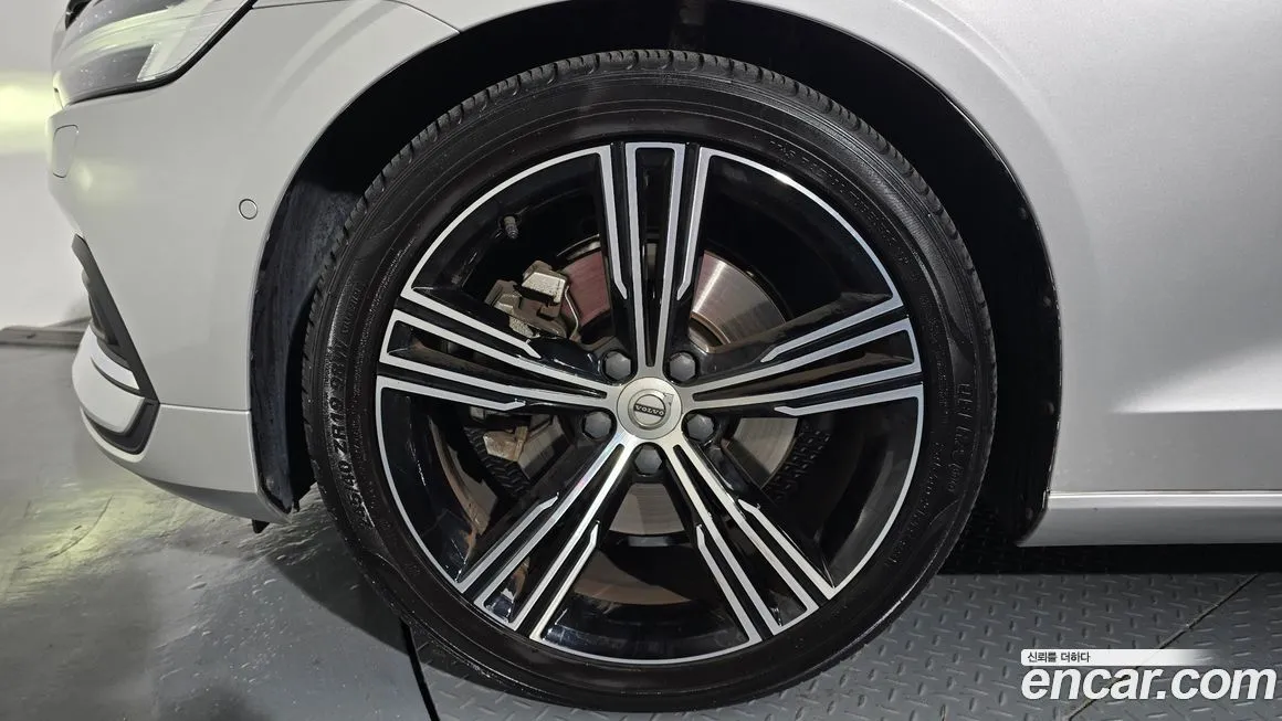 Volvo S60 2021 из KR, фото 9