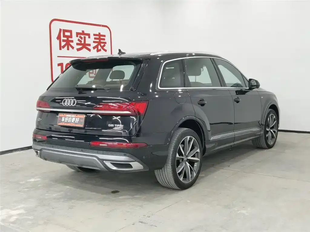 Audi Q7 2021 из CN, фото 5