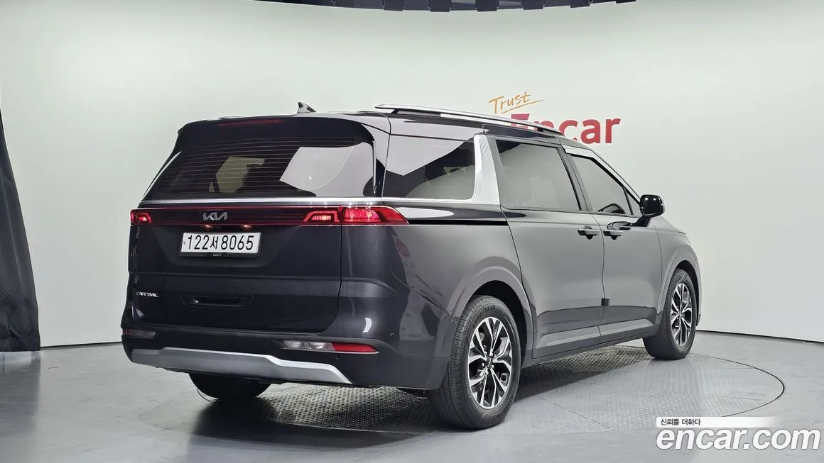 Kia Carnival 2023 из KR, фото 4