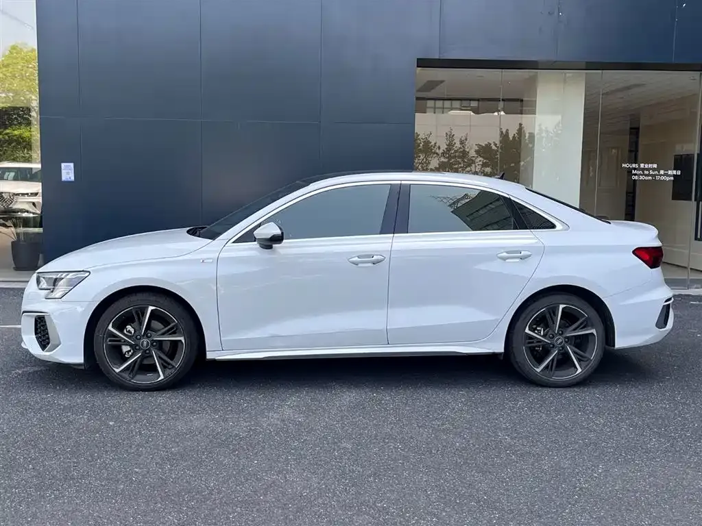 Audi A3 2022 из CN, фото 7
