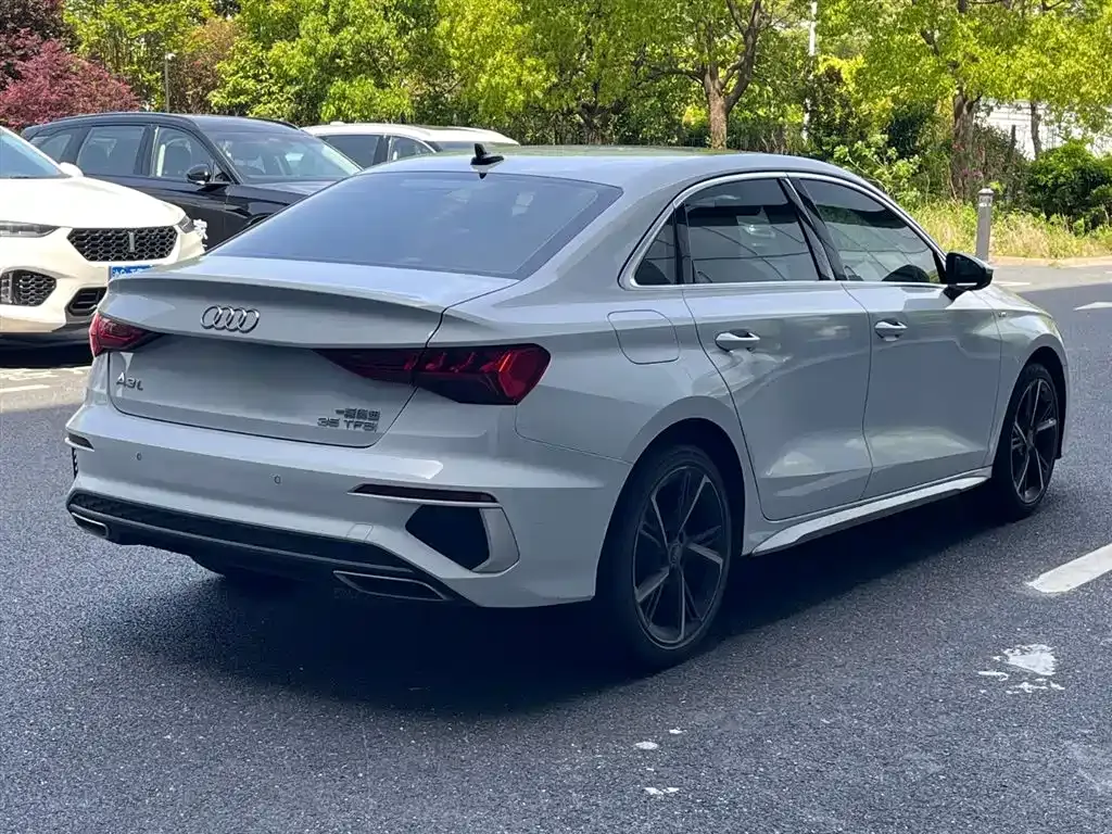 Audi A3 2022 из CN, фото 10