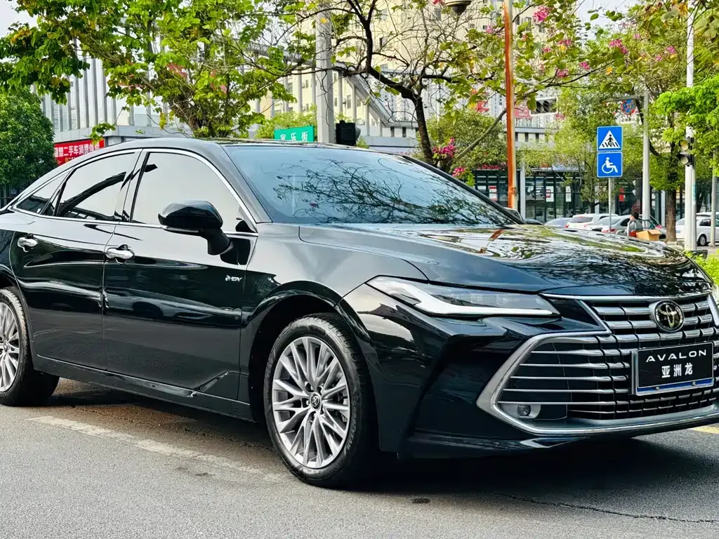 Toyota Avalon — фото 7