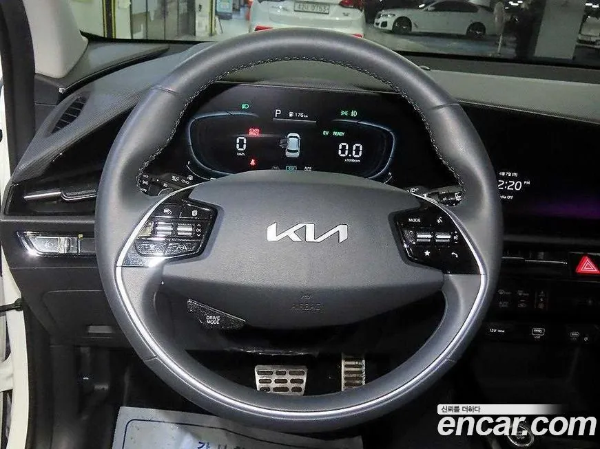 Kia Niro — фото 10