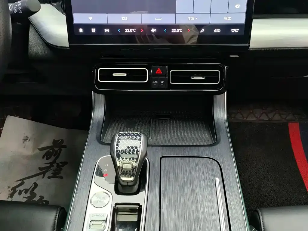 GAC Motor Trumpchi GS8 — фото 8