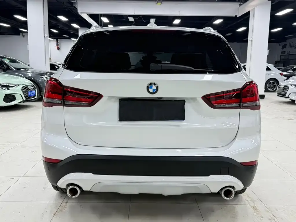 BMW X1 2022 из CN, фото 2
