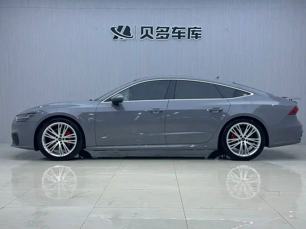 Audi A7 2022 из CN, фото 3
