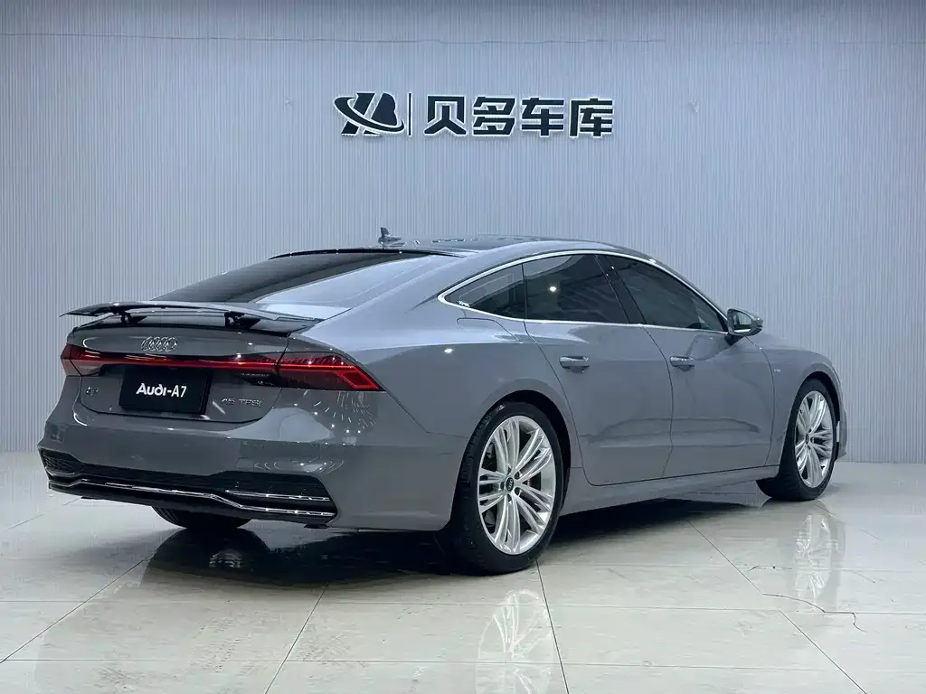 Audi A7 2022 из CN, фото 5