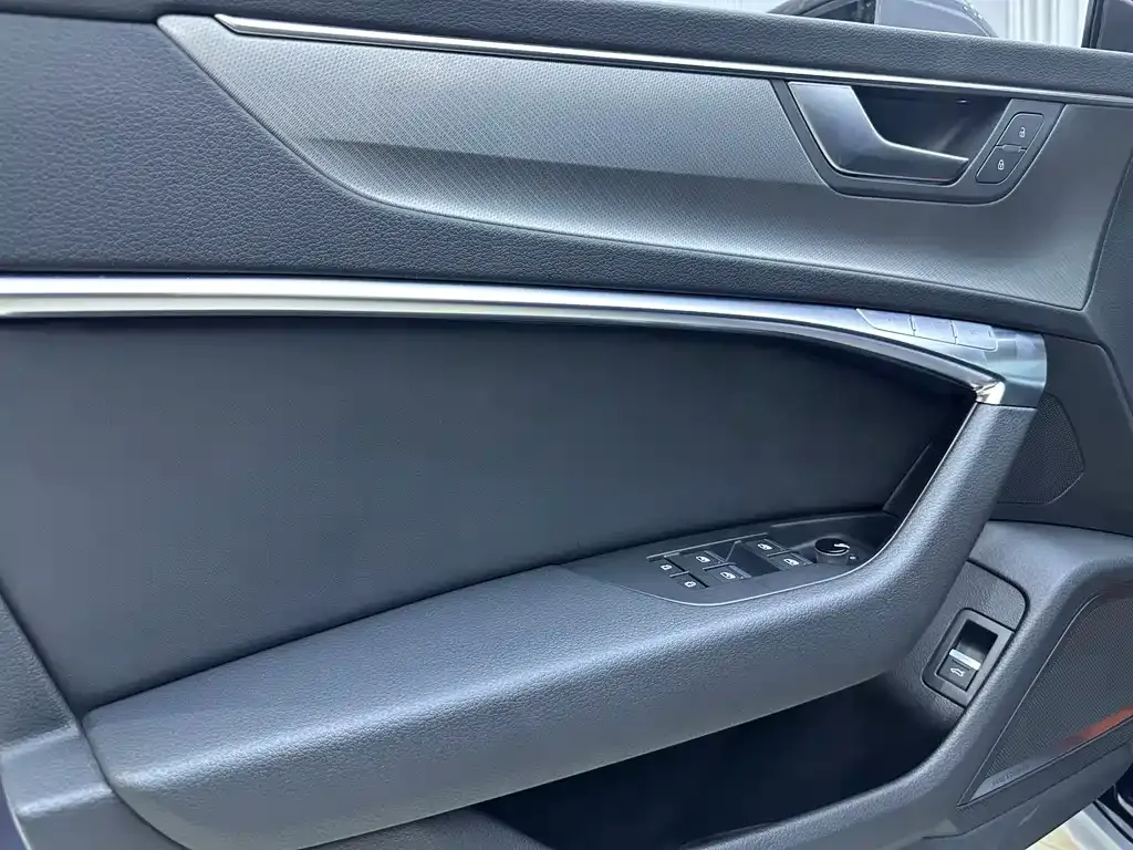 Audi A7 2022 из CN, фото 10