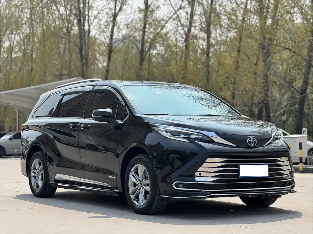 Toyota Sienna 2023 из CN, фото 10