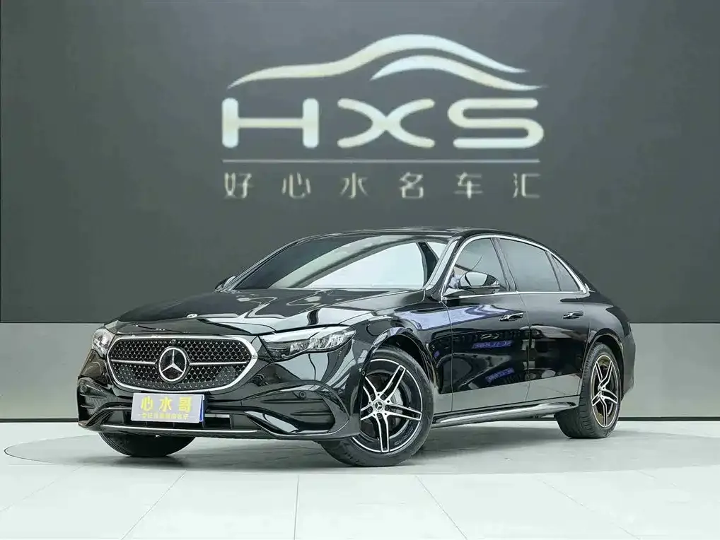 Mercedes-Benz E-Class — фото 1