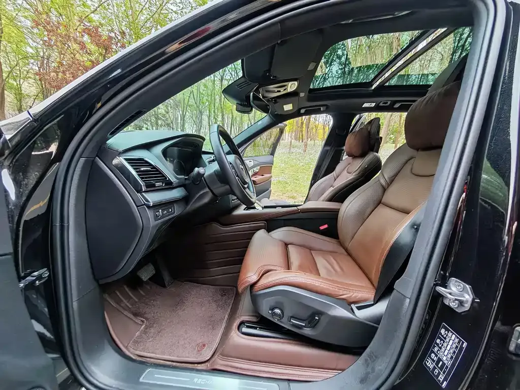 Volvo XC90 PHEV 2022 из CN, фото 7
