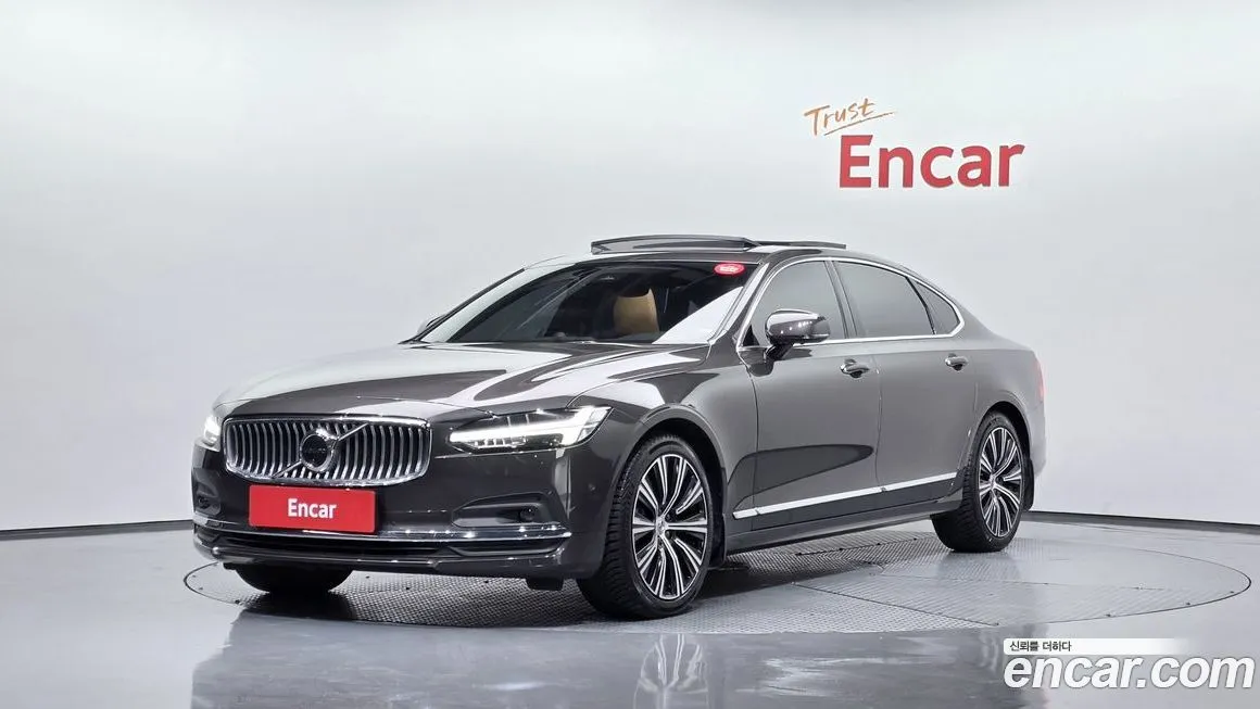 Volvo S90 — фото 1