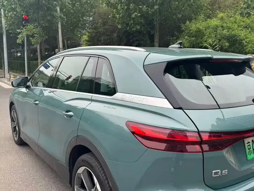 Audi Q5 e-tron 2023 из CN, фото 3
