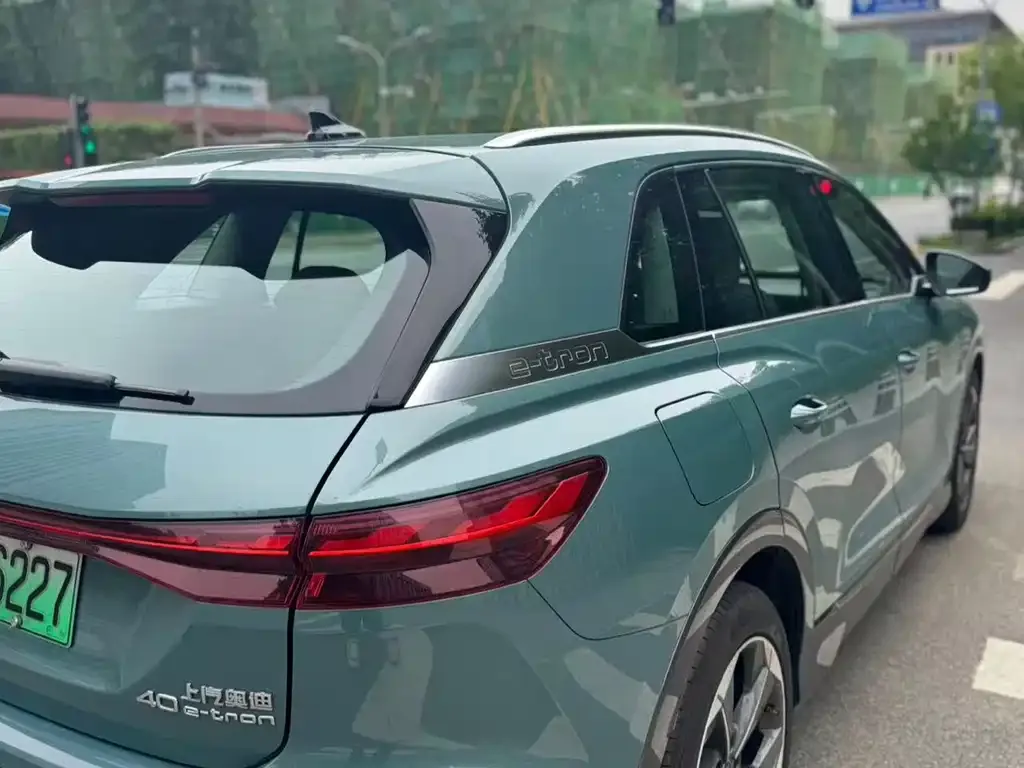 Audi Q5 e-tron 2023 из CN, фото 9