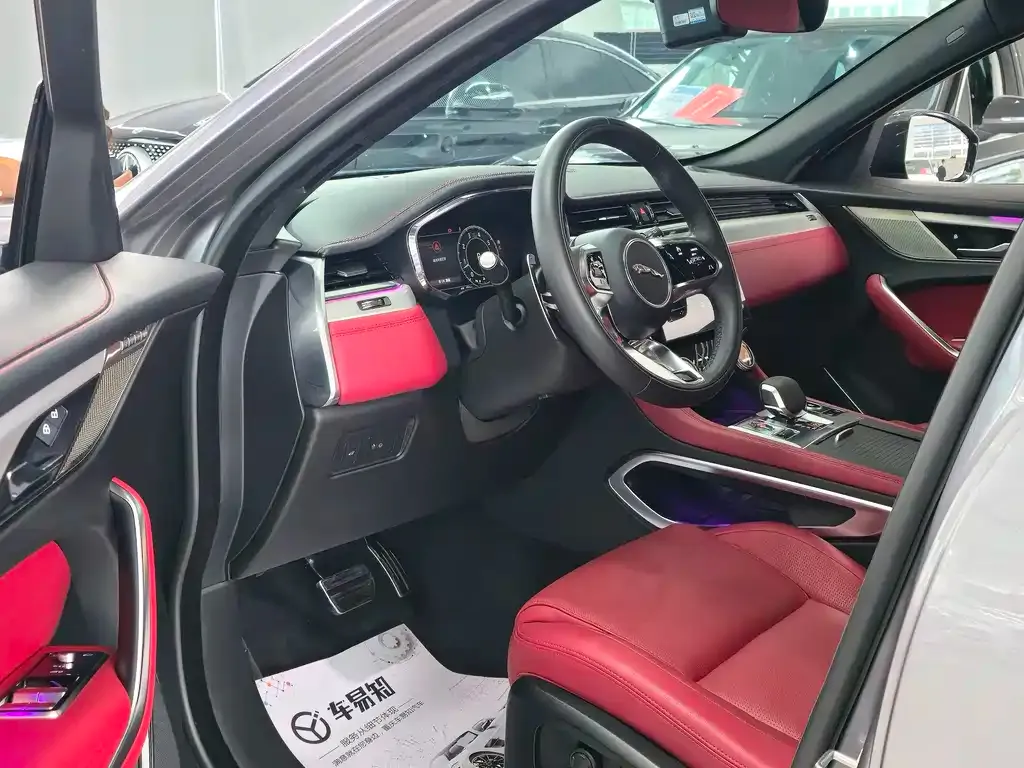 Jaguar F-PACE 2023 из CN, фото 8