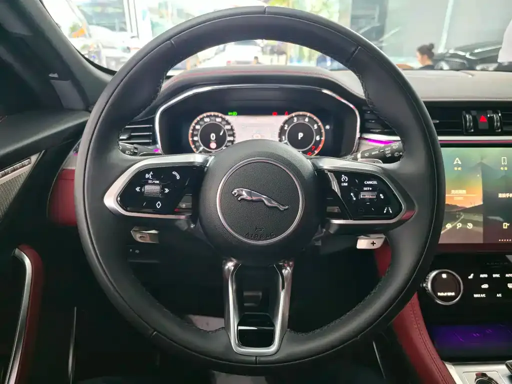 Jaguar F-PACE 2023 из CN, фото 6